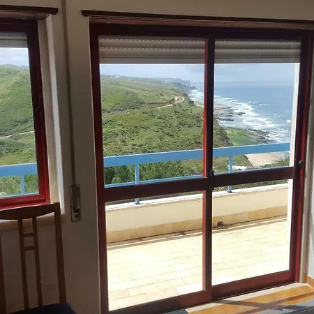 Magoito Beach Terrace 公寓